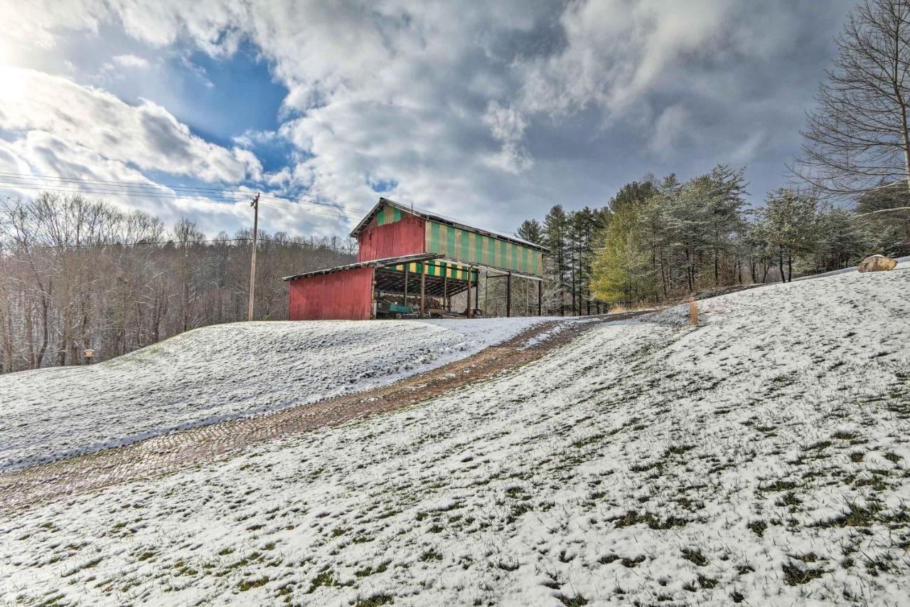 Hilltop Home With Grill, In Wayne Natl Forest Logan Zewnętrze zdjęcie